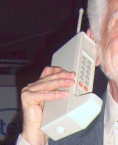 Das erste Handy der Welt, 1983 - Wikipedia